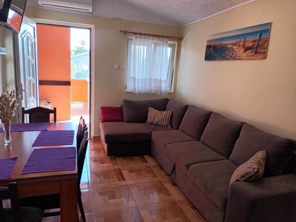 Apartman Zlata Vir Eksteriør bilde